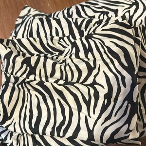 Zebra print full size sheet set with 4 pillow cases.